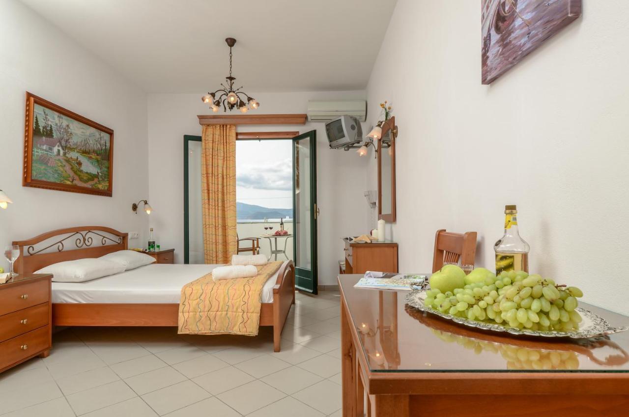 Dolphin Studios Agia Anna  Esterno foto