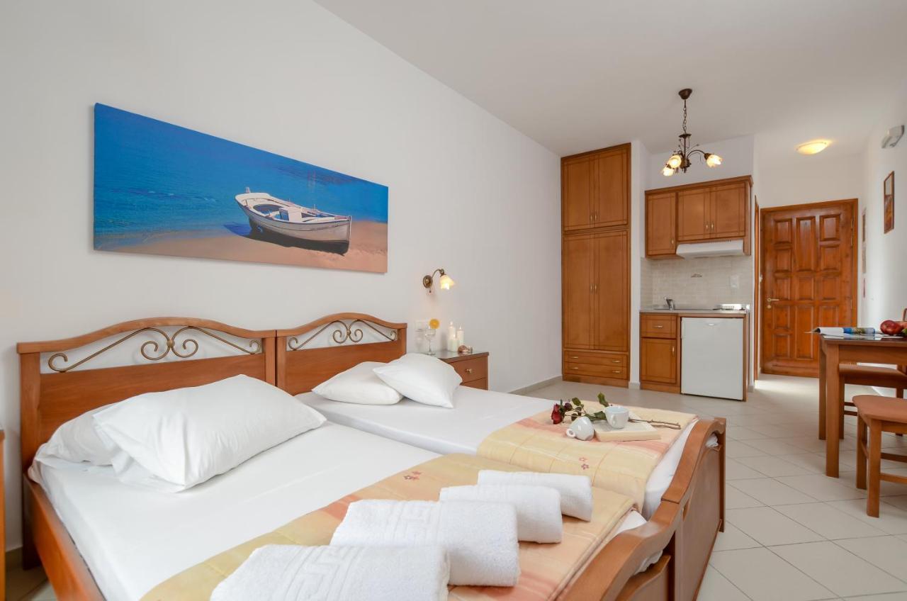 Dolphin Studios Agia Anna  Esterno foto